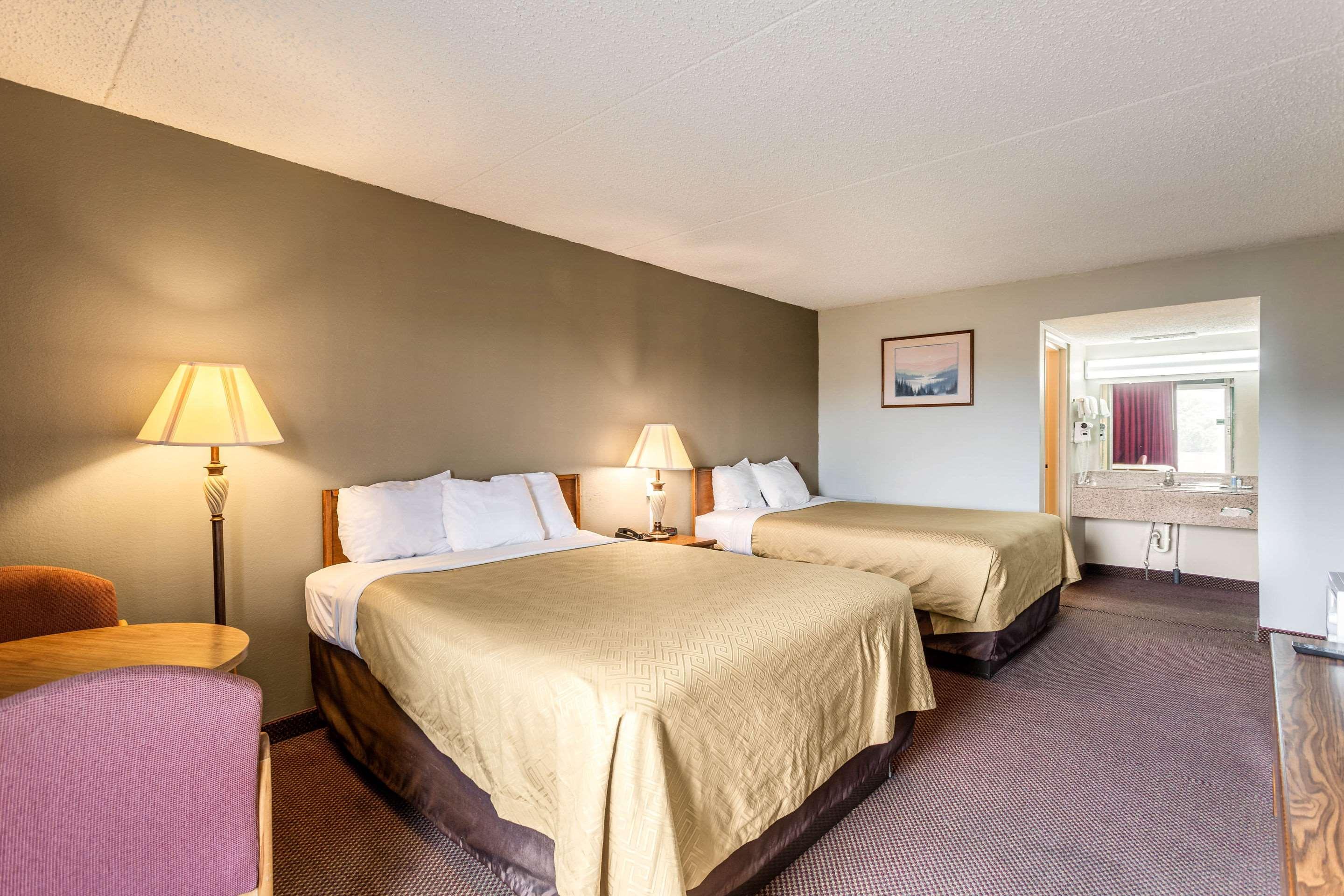 Rodeway Inn Renfro Valley Mount Vernon Экстерьер фото