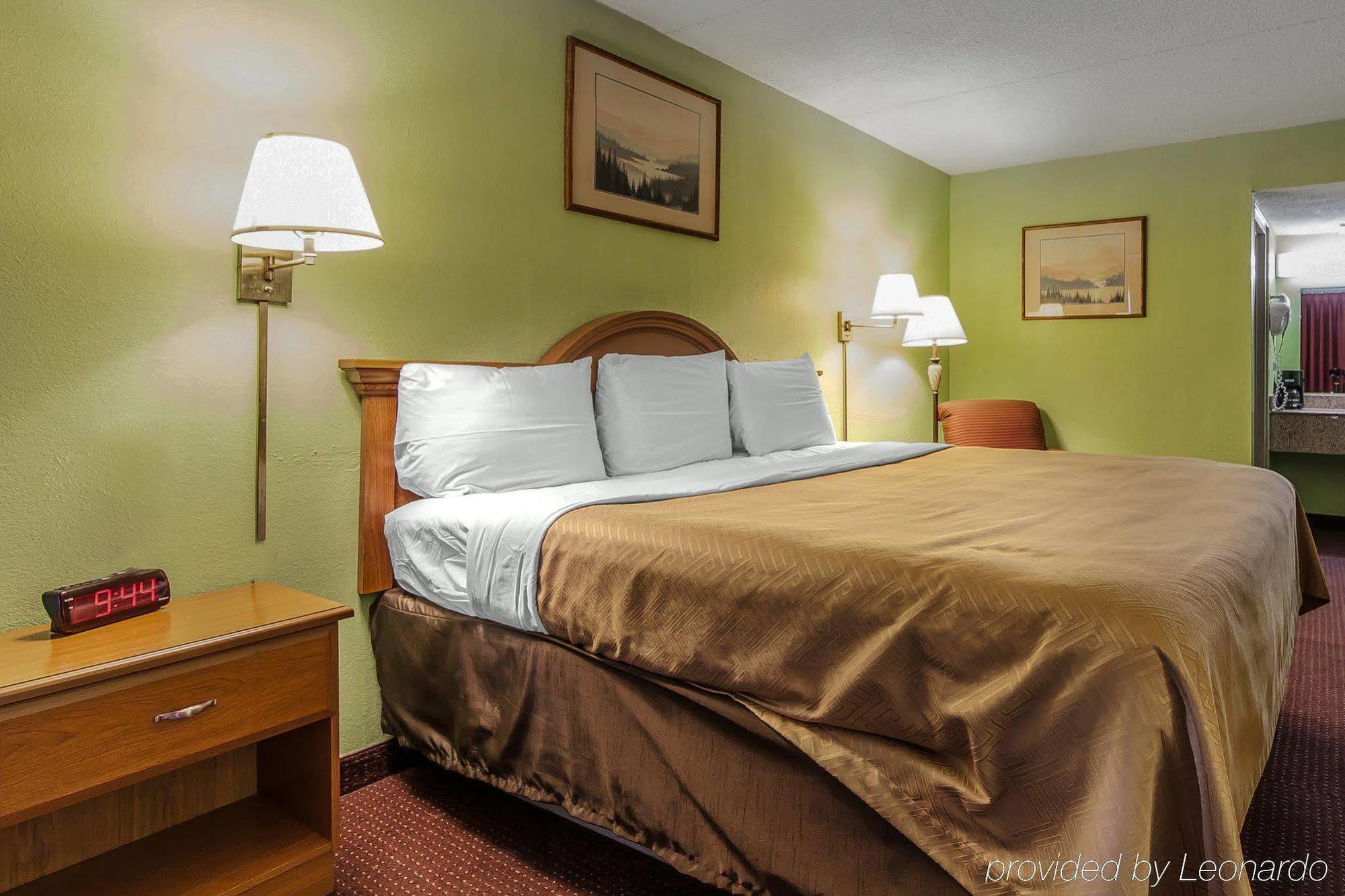 Rodeway Inn Renfro Valley Mount Vernon Экстерьер фото